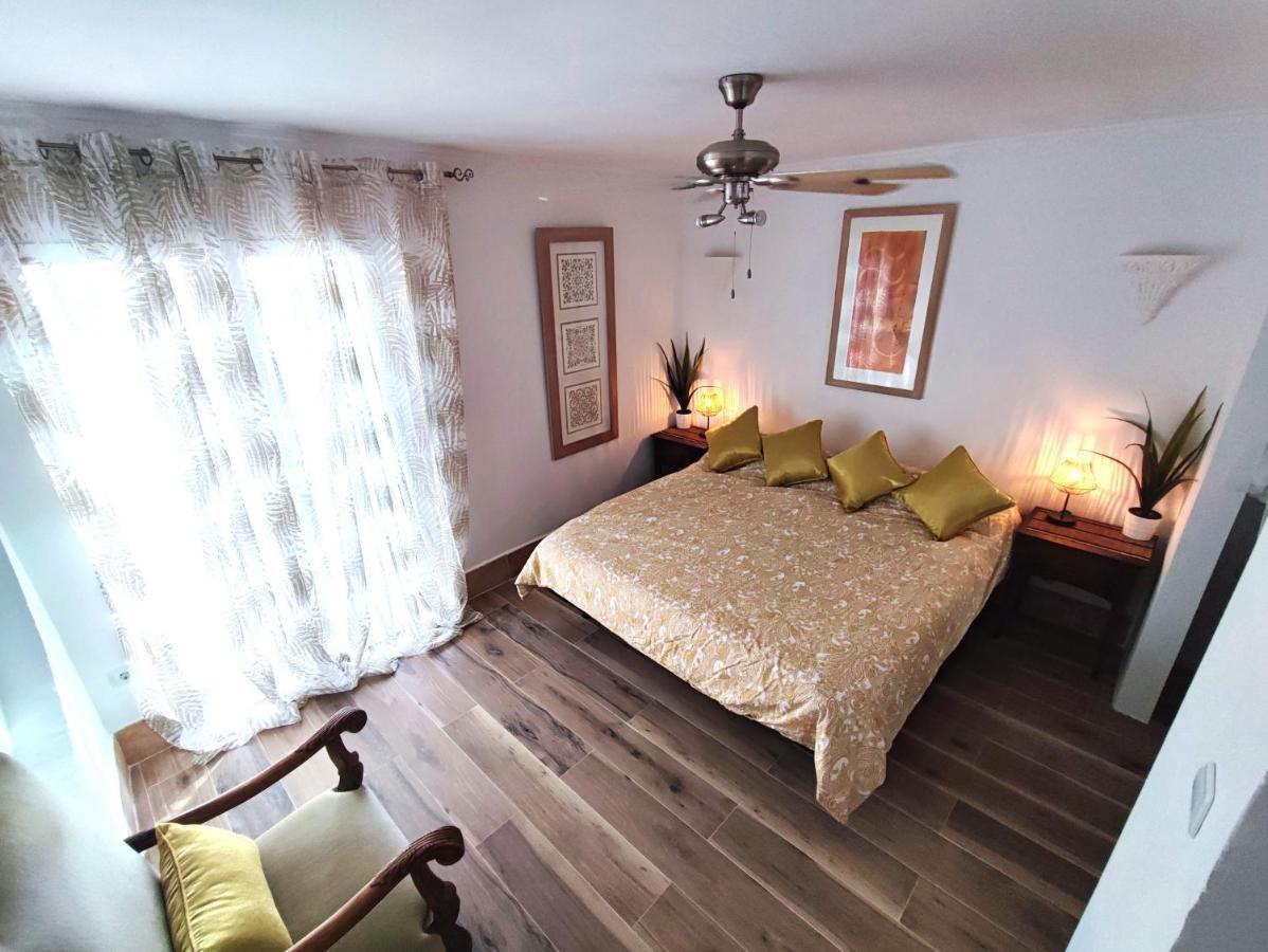 Cortijo Pennymaria Poolside Apartment Near Montefrio With Stunning Views المظهر الخارجي الصورة