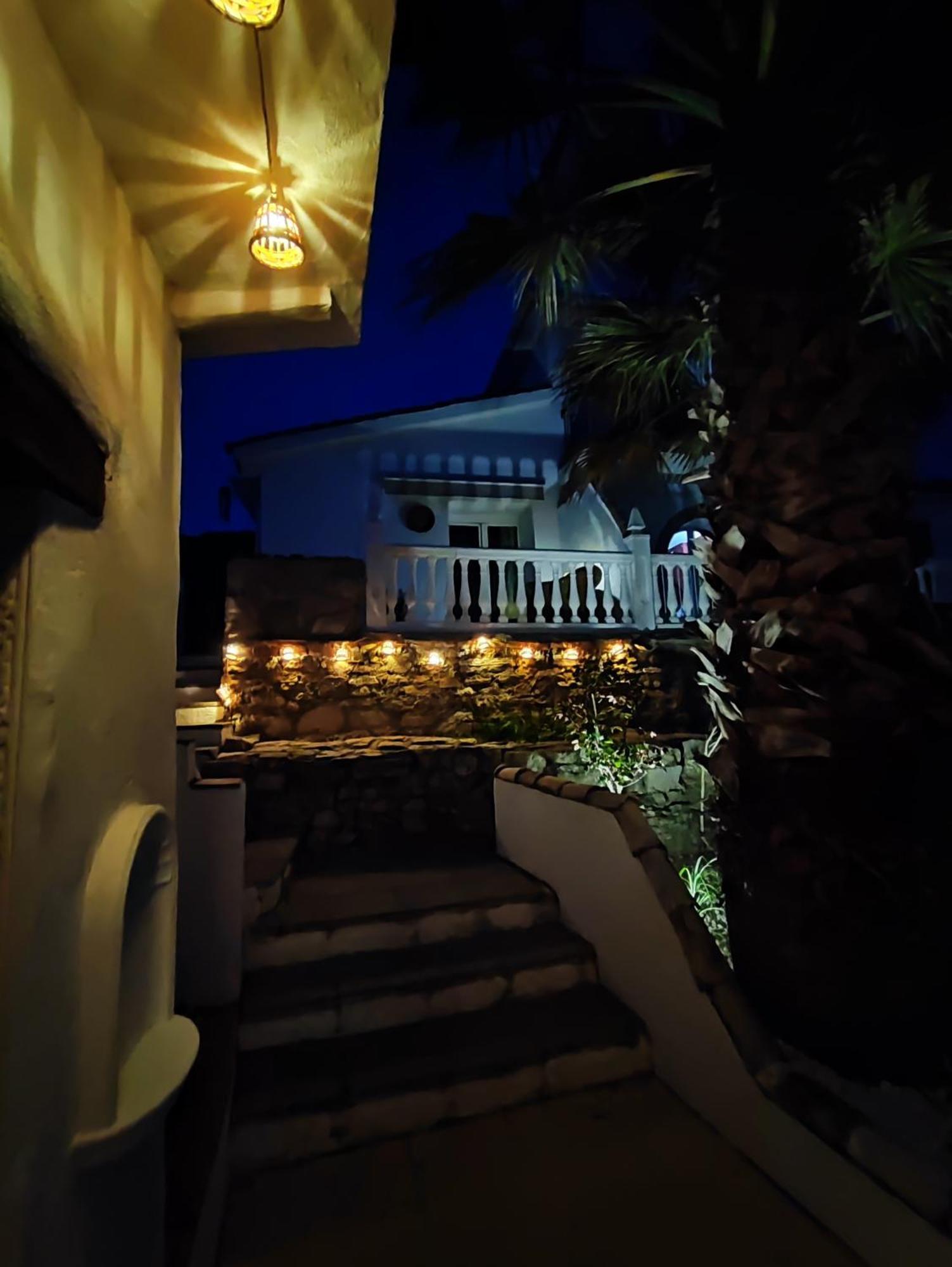 Cortijo Pennymaria Poolside Apartment Near Montefrio With Stunning Views المظهر الخارجي الصورة
